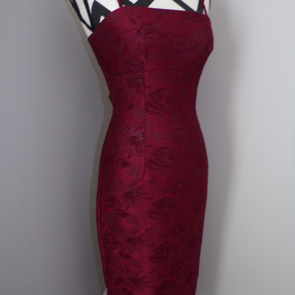 XOXO Dresses Sz 3 Burgundy Rose Formal Dress - Picture 2 of 6